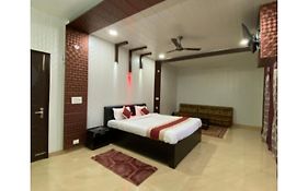 Satkar Hotel And Restaurant, Pithoragarh